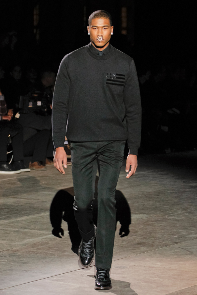 Givenchy 2012ﶬbDƬ