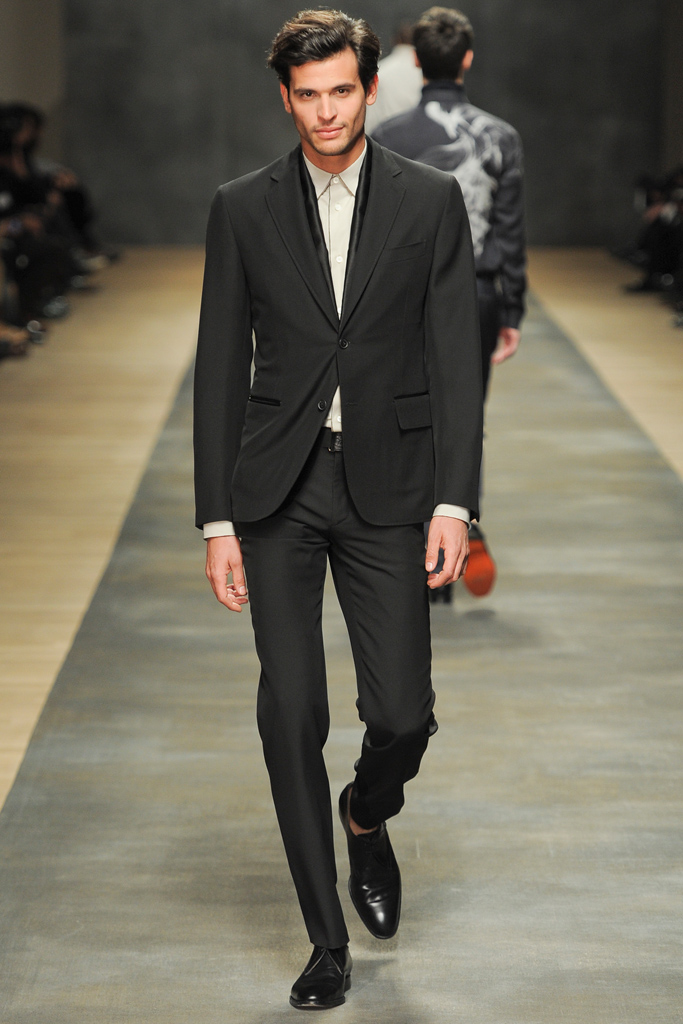 Hermes 2012ﶬbDƬ