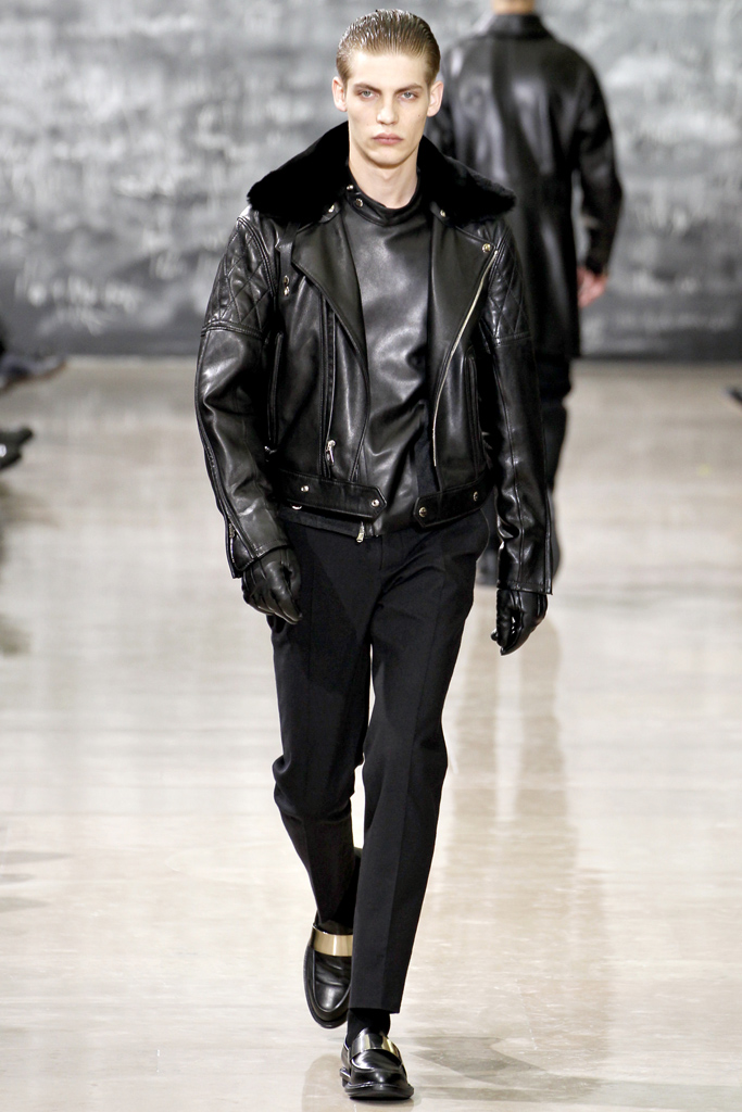 Yves Saint Laurent 2012ﶬbDƬ