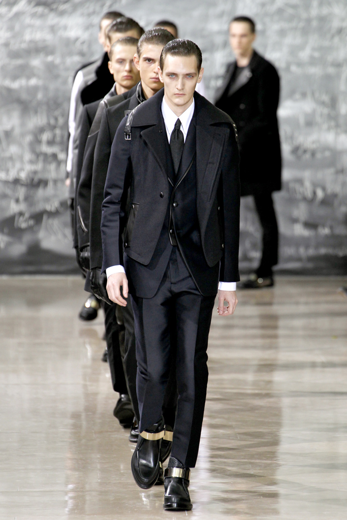 Yves Saint Laurent 2012ﶬbDƬ
