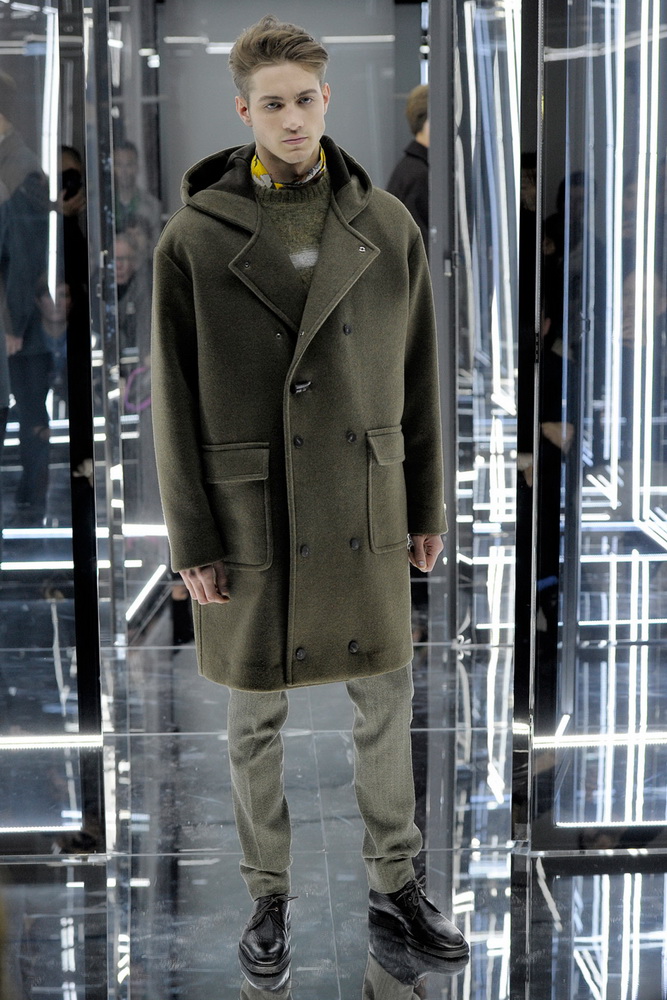 Cerruti 2012ﶬbDƬ