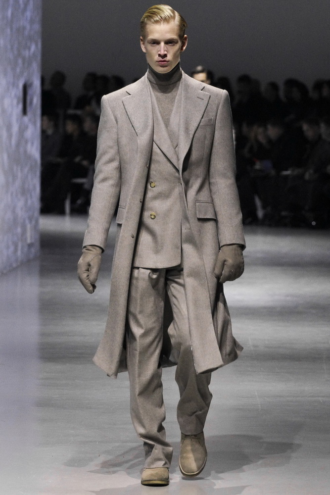 Corneliani 2012ﶬbDƬ