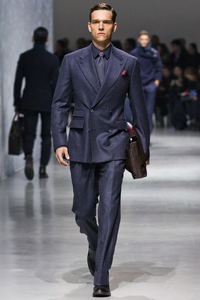 Corneliani 2012ﶬbDƬ