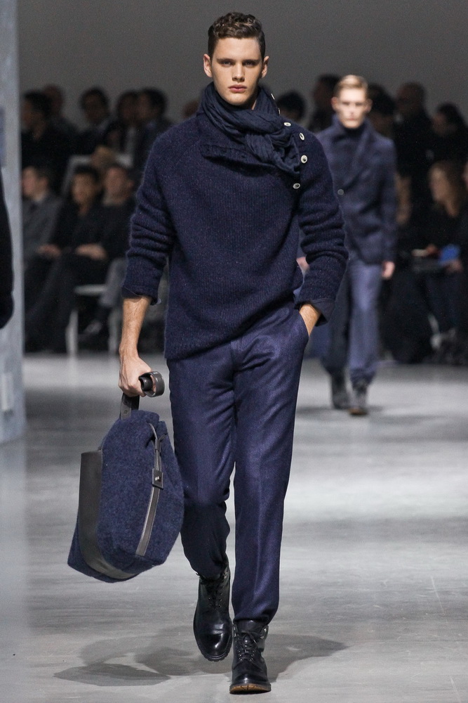 Corneliani 2012ﶬbDƬ