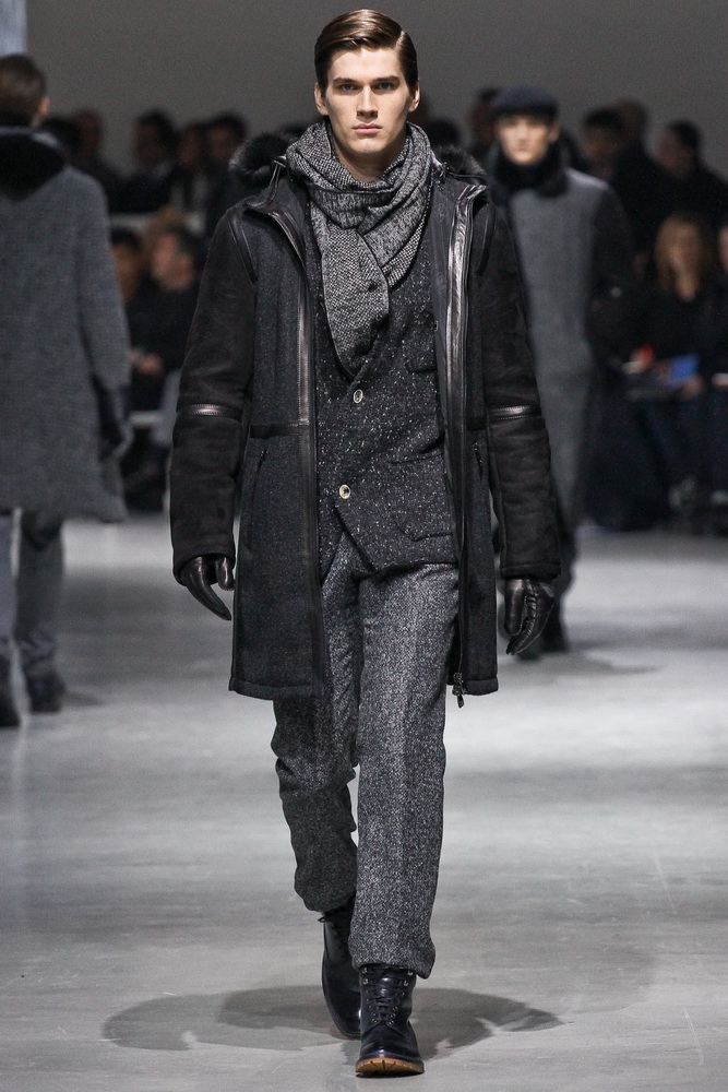 Corneliani 2012ﶬbDƬ