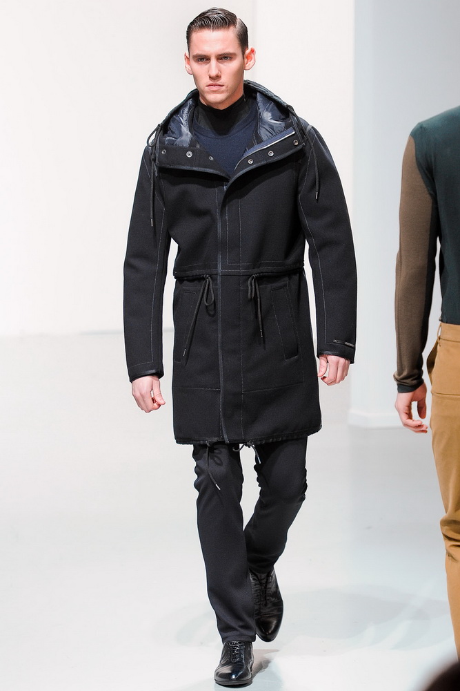 Dirk Bikkembergs 2012ﶬbDƬ