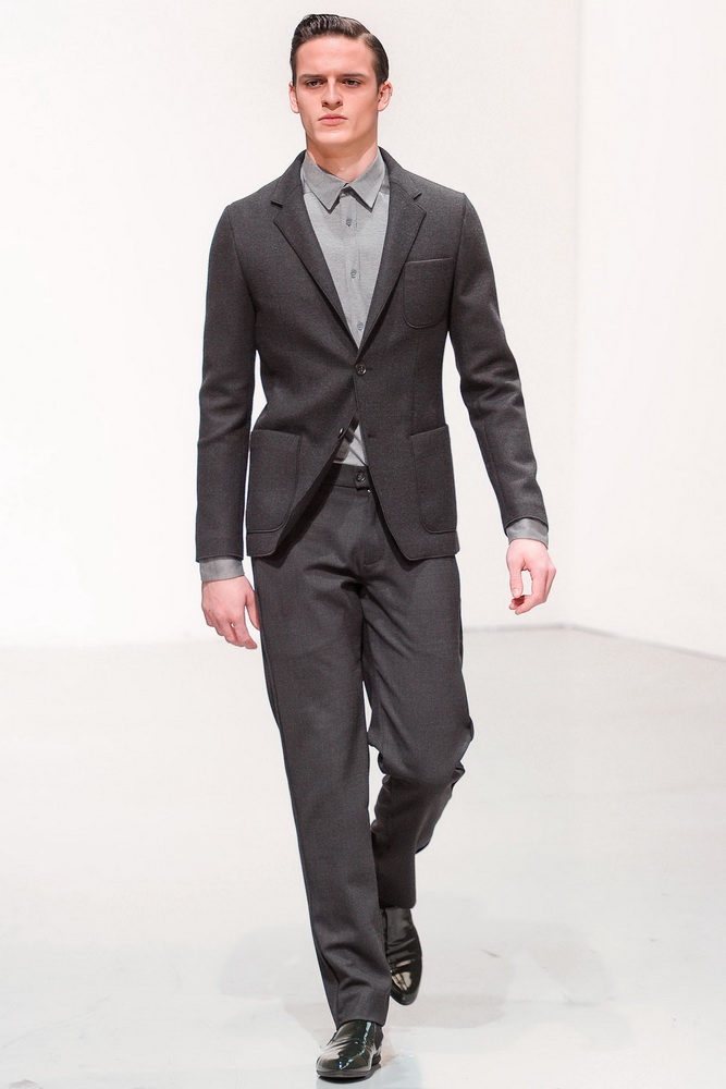 Dirk Bikkembergs 2012ﶬbDƬ