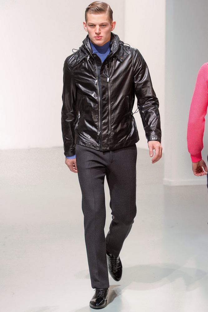 Dirk Bikkembergs 2012ﶬbDƬ