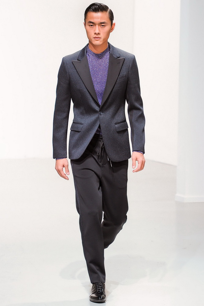 Dirk Bikkembergs 2012ﶬbDƬ