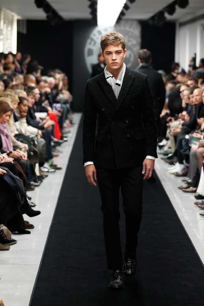 Ermanno Scervino 2012ﶬbDƬ