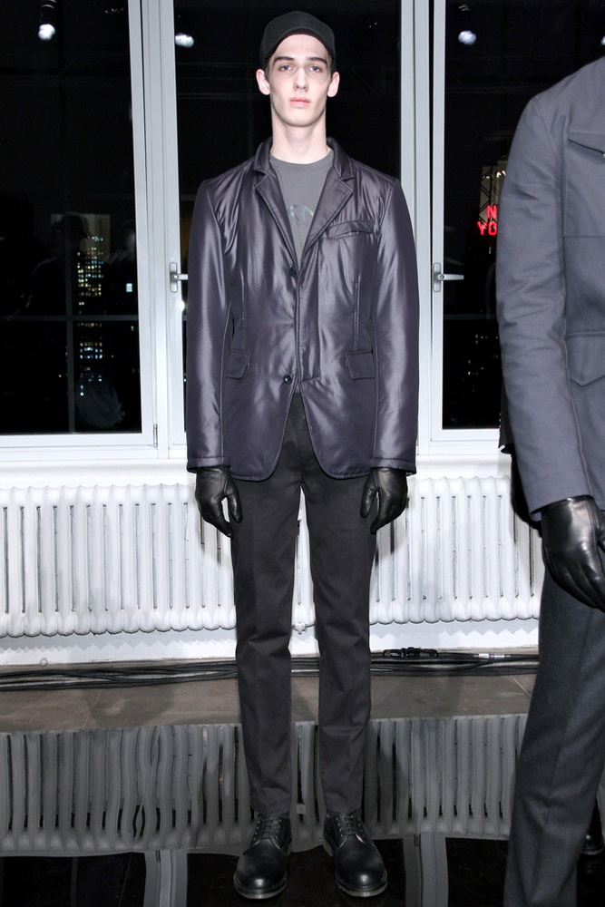DKNY 2012ﶬbDƬ