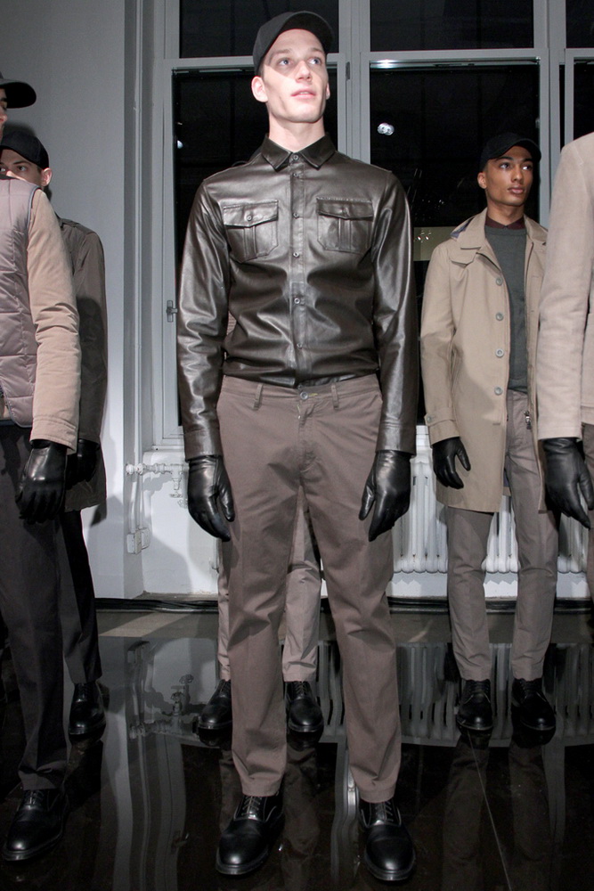 DKNY 2012ﶬbDƬ