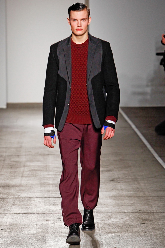 Tim Coppens 2012ﶬbDƬ