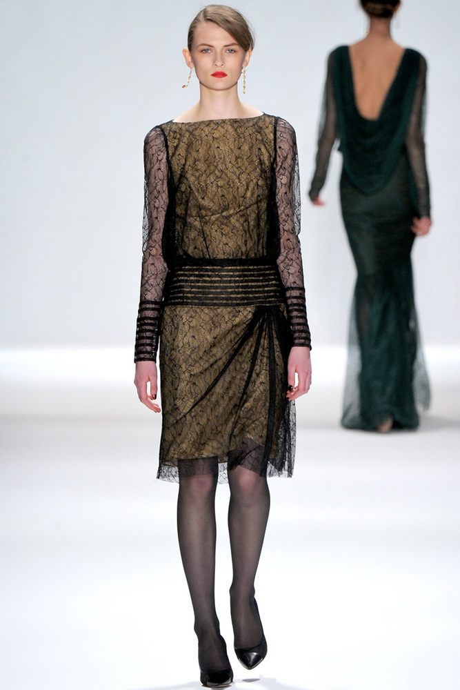 Tadashi Shoji 2012ﶬ¸DƬ