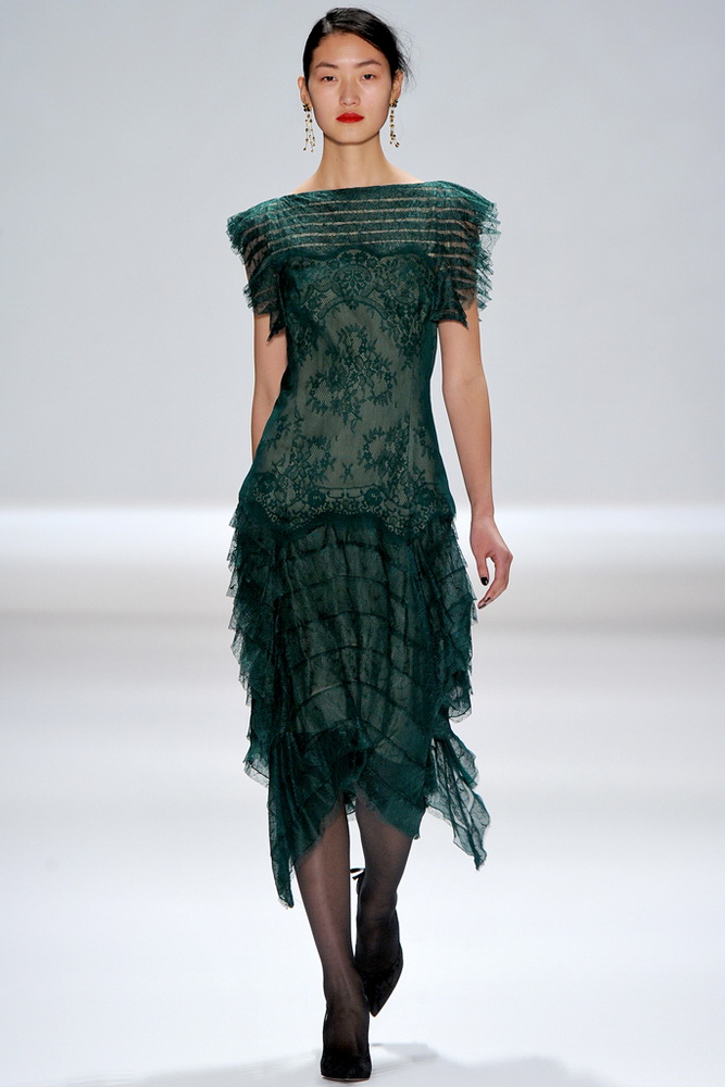 Tadashi Shoji 2012ﶬ¸DƬ