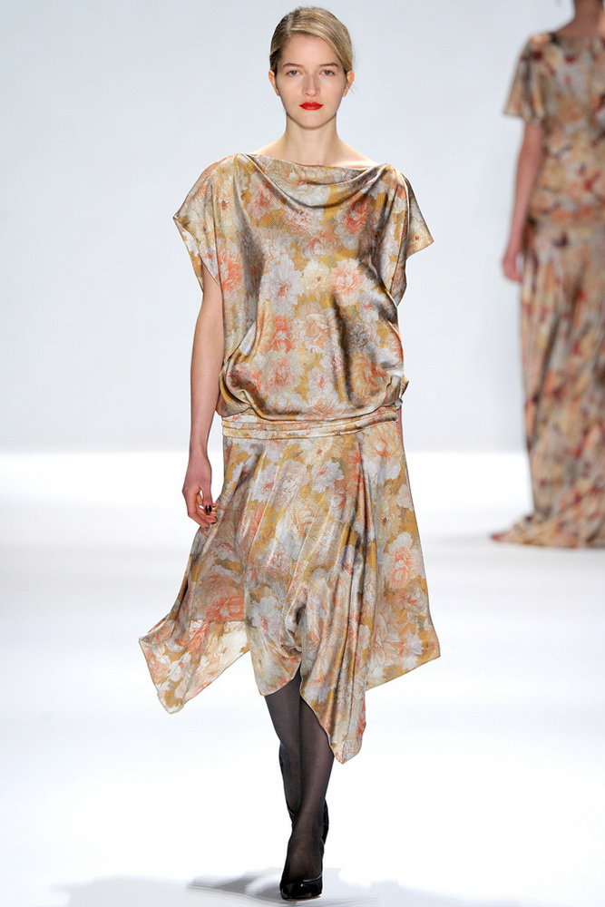 Tadashi Shoji 2012ﶬ¸DƬ