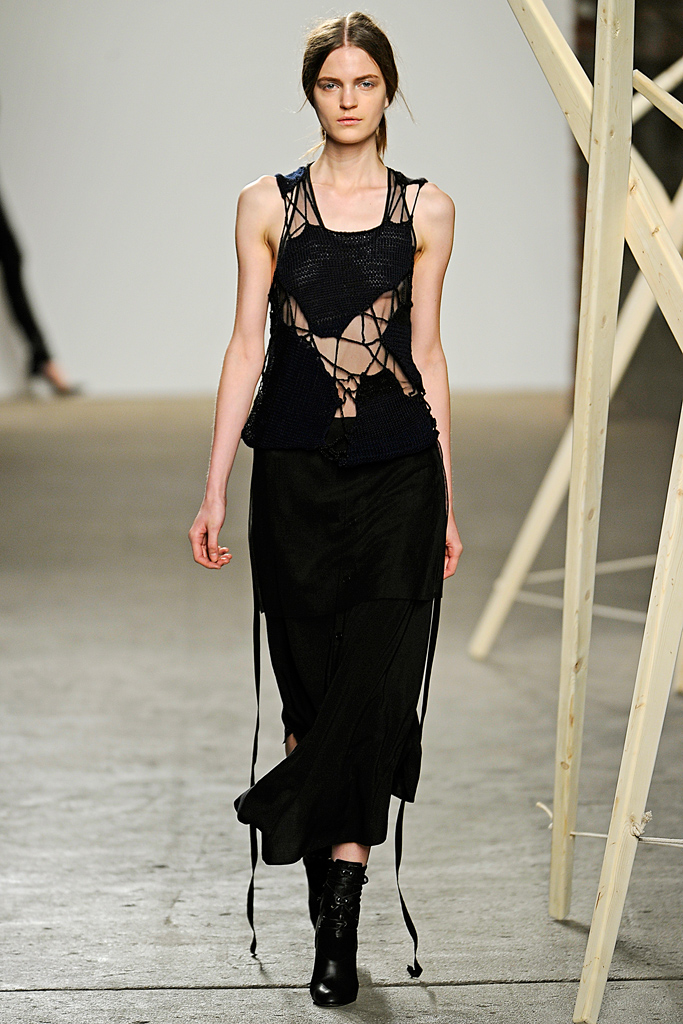 Tess Giberson 2012ﶬ¸DƬ