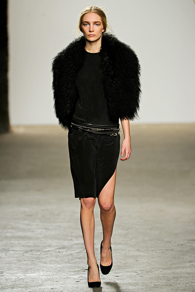 Tess Giberson 2012ﶬ¸DƬ