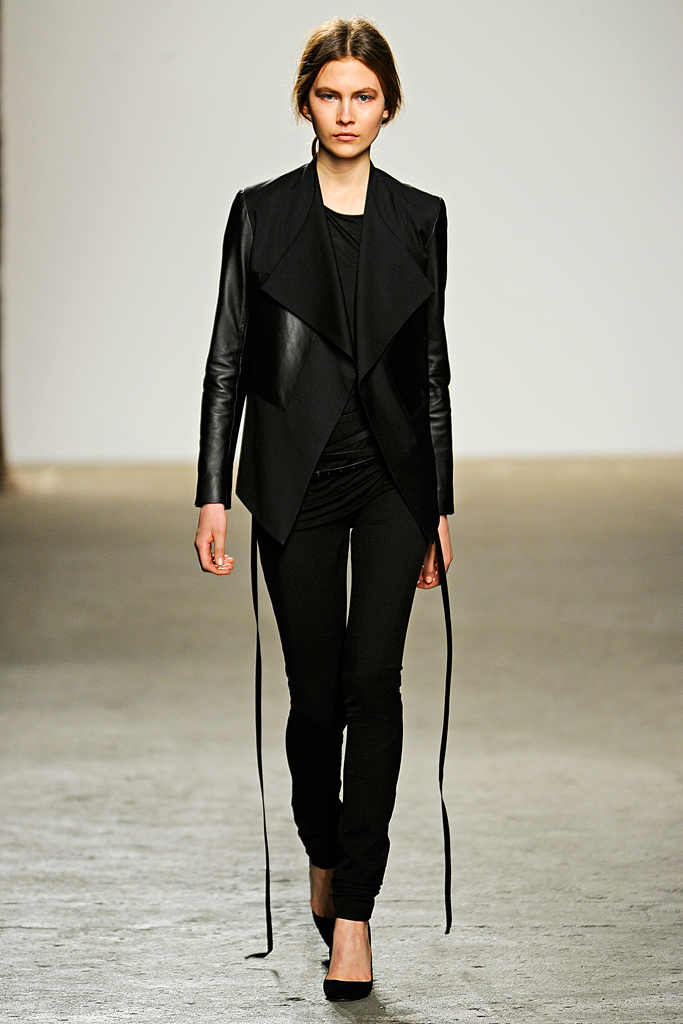 Tess Giberson 2012ﶬ¸DƬ