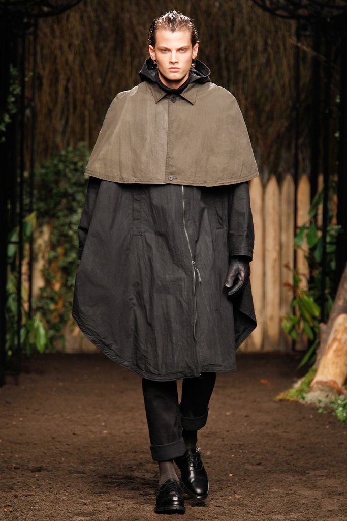 Robert Geller 2012ﶬbDƬ