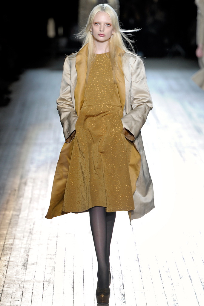 Theyskens Theory 2012ﶬ¸DƬ