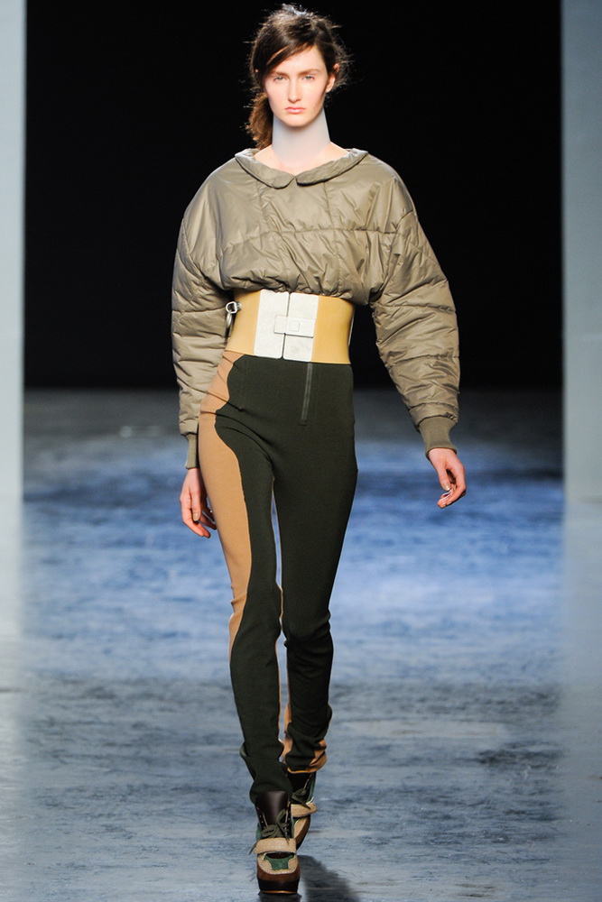 Acne 2012ﶬ¸DƬ