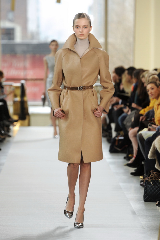 Philosophy di Alberta Ferretti 2012ﶬϵиDƬ