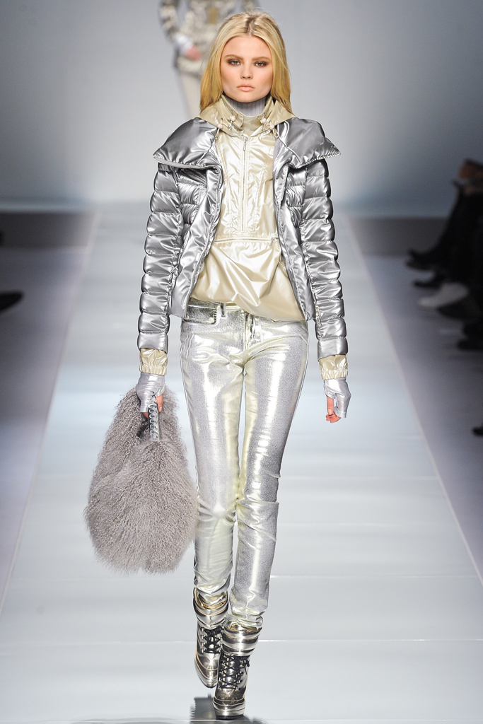 Blumarine 2012ﶬ¸DƬ