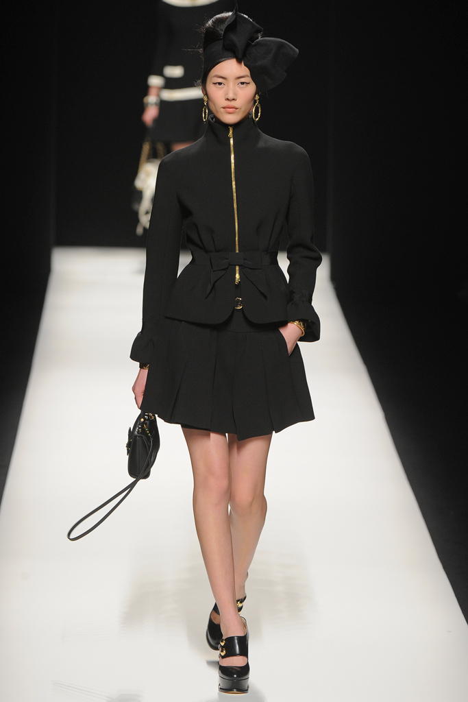 Moschino 2012ﶬ¸DƬ