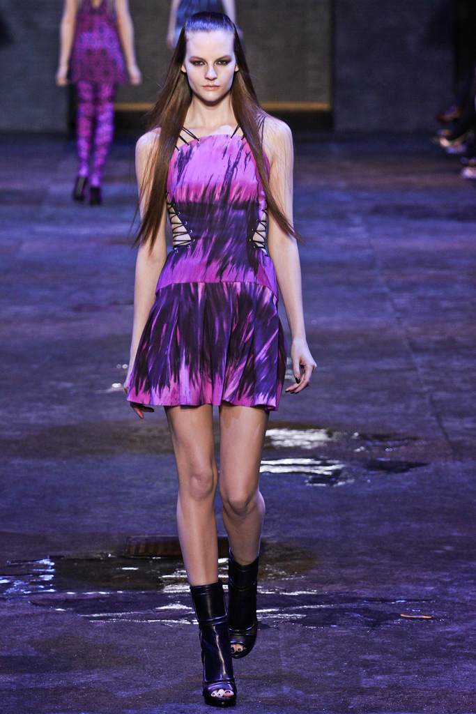 Versus 2012ﶬ¸DƬ