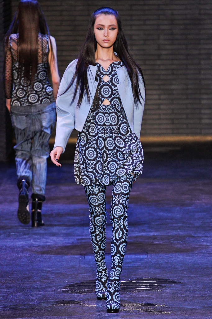 Versus 2012ﶬ¸DƬ