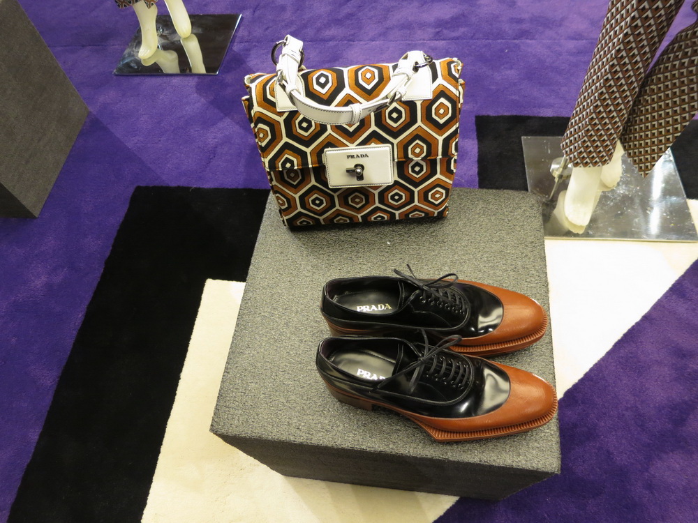 Prada 2012ﶬƷDƬ