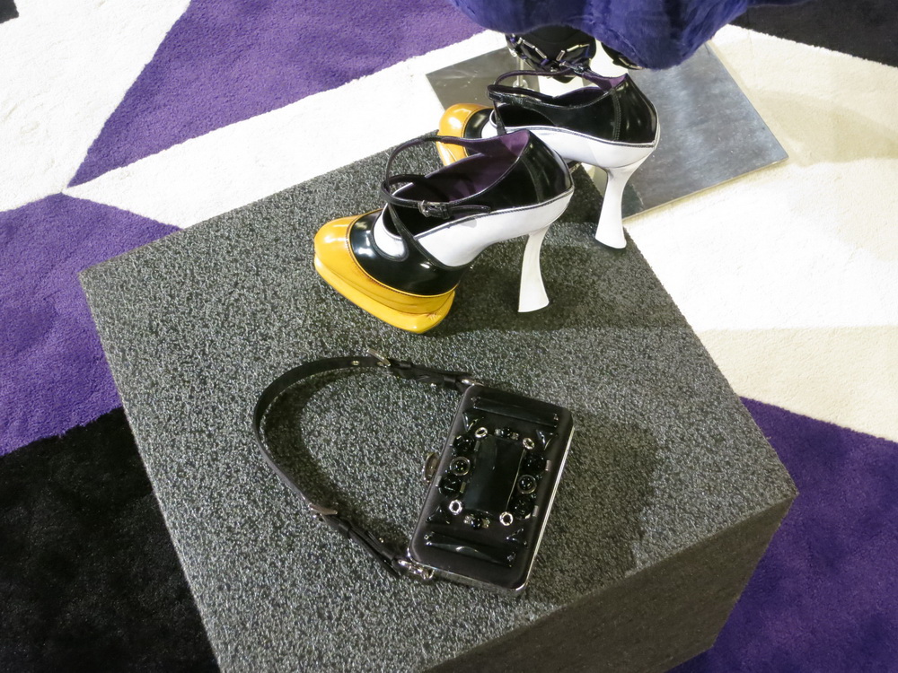 Prada 2012ﶬƷDƬ