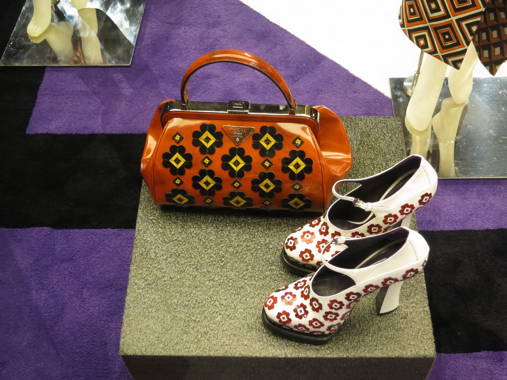Prada 2012ﶬƷDƬ