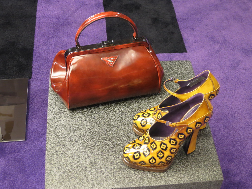 Prada 2012ﶬƷDƬ
