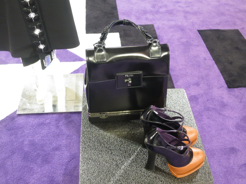 Prada 2012ﶬƷDƬ