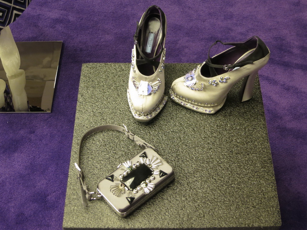 Prada 2012ﶬƷDƬ