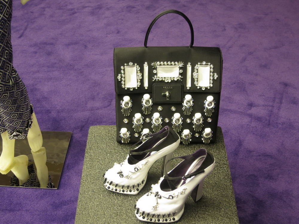 Prada 2012ﶬƷDƬ