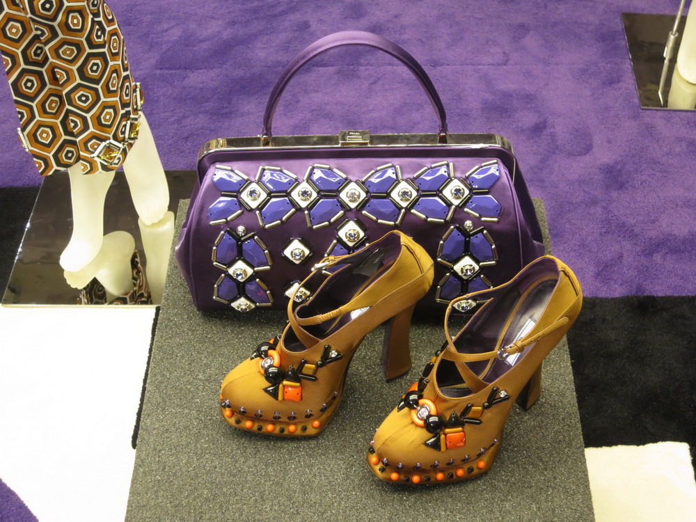 Prada 2012ﶬƷDƬ