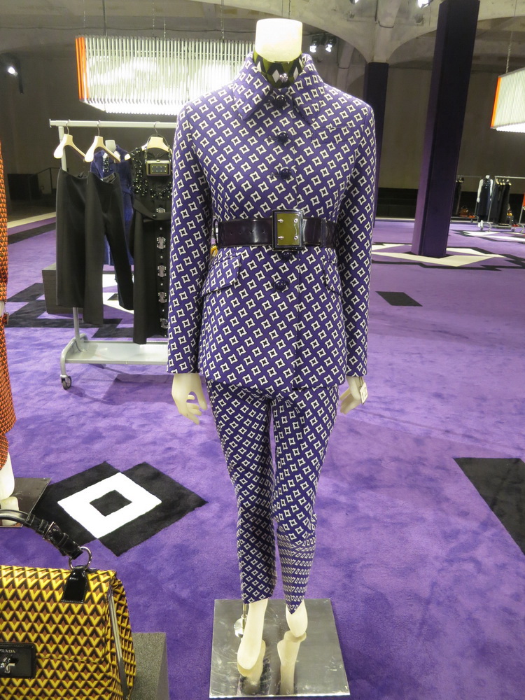 Prada 2012ﶬƷDƬ