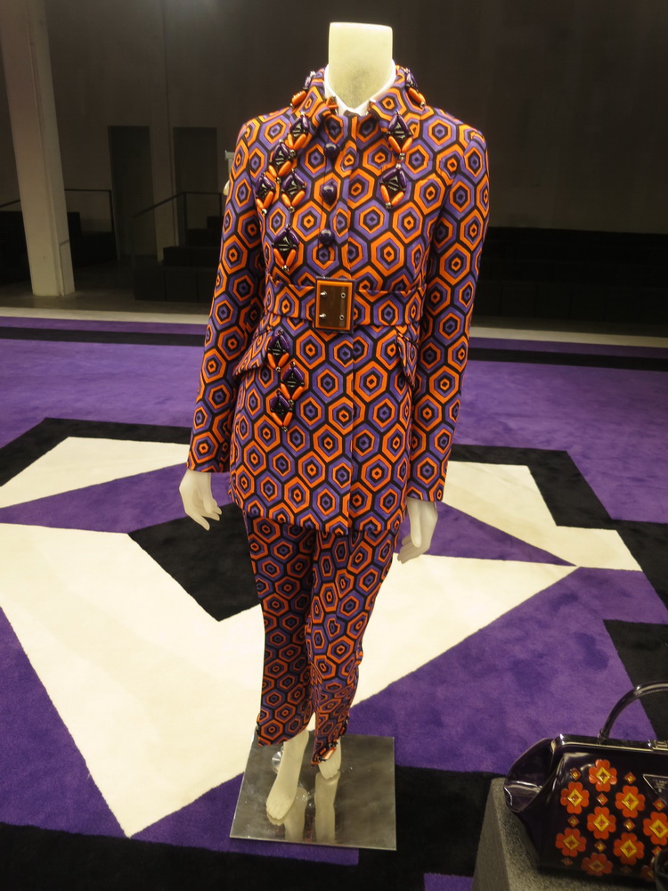 Prada 2012ﶬƷDƬ