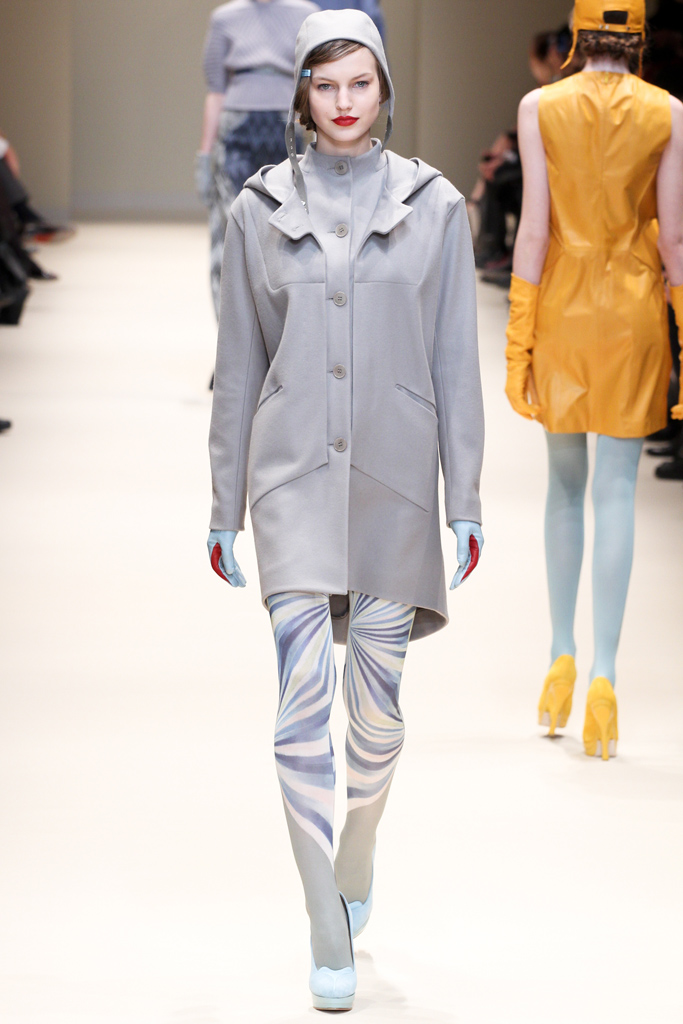 Cacharel 2012ﶬϵиDƬ