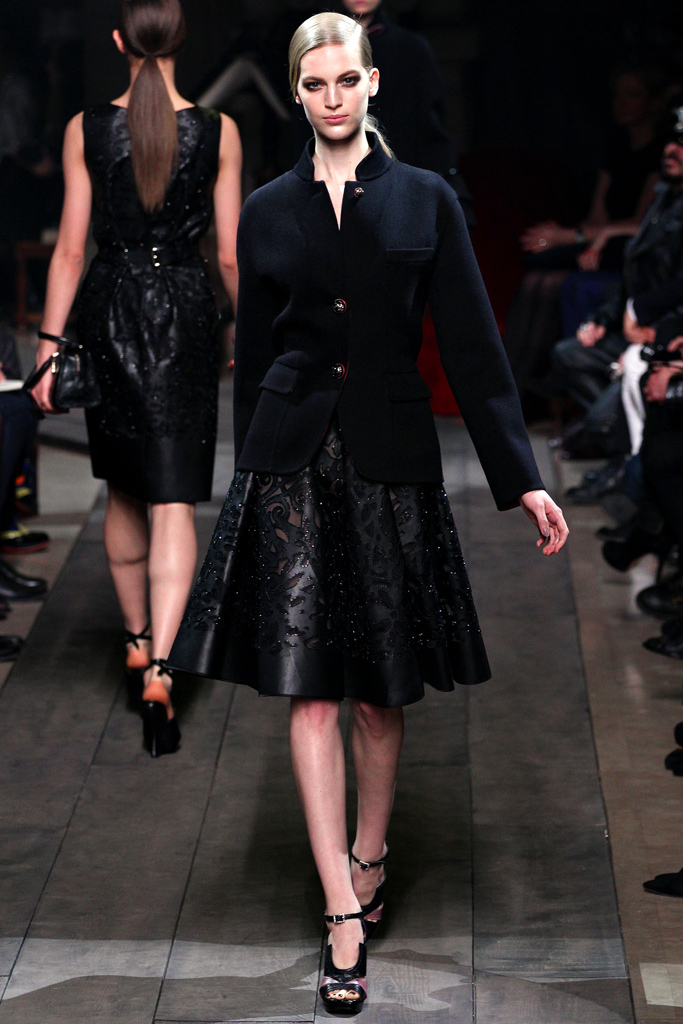 Loewe 2012ﶬϵиDƬ