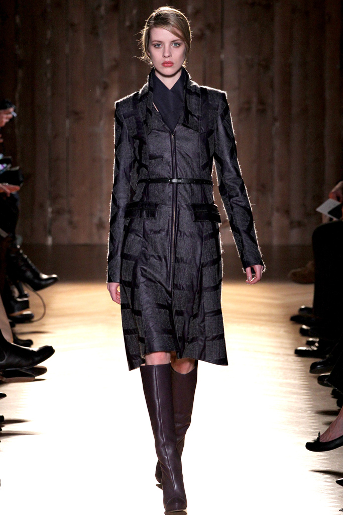Roland Mouret 2012ﶬϵиDƬ
