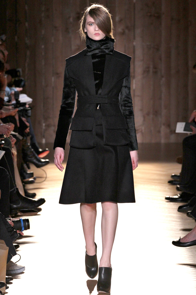 Roland Mouret 2012ﶬϵиDƬ