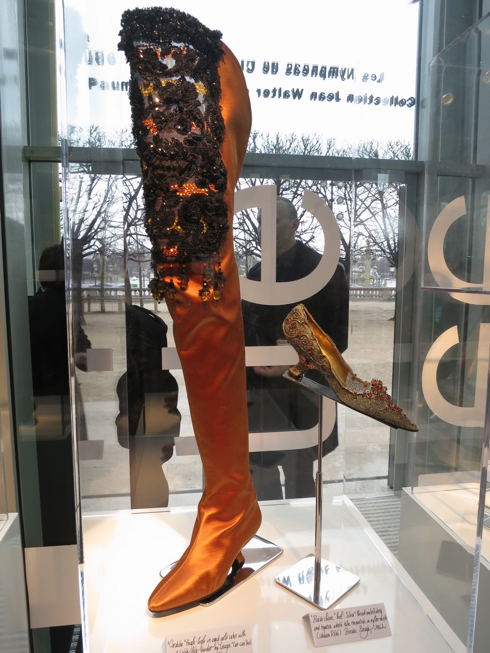 Roger Vivier ReseeDƬ