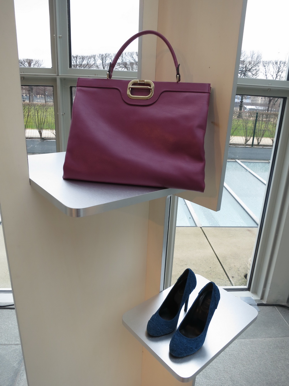 Roger Vivier ReseeDƬ