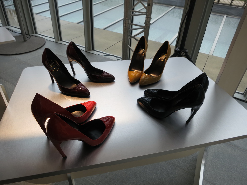 Roger Vivier ReseeDƬ