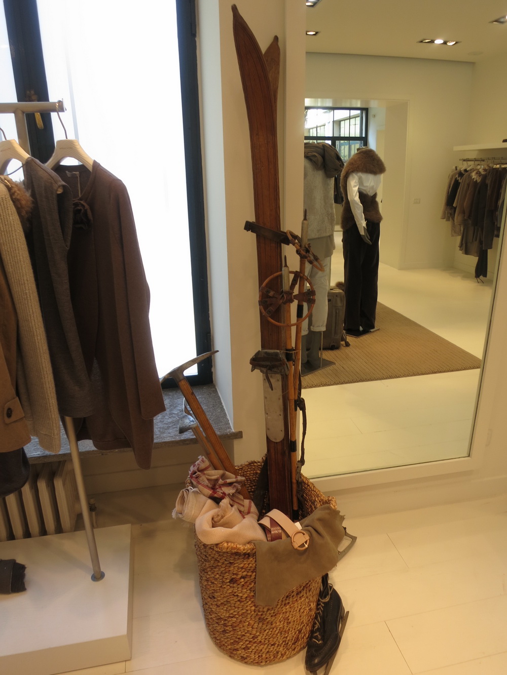 Brunello Cucinelli ReseeDƬ