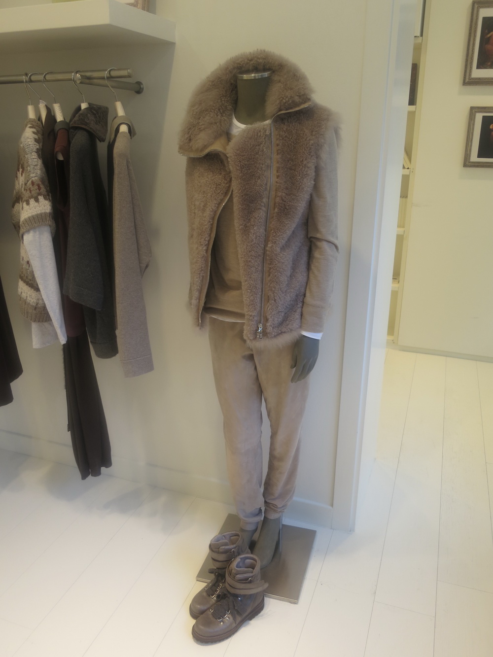 Brunello Cucinelli ReseeDƬ